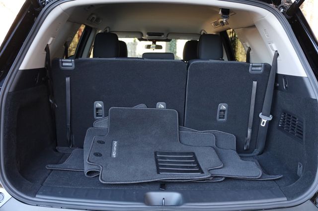 2025 Nissan Pathfinder SV 2WD - 22969306 - 11