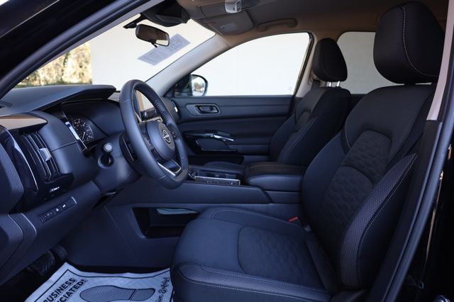 2025 Nissan Pathfinder SV 2WD - 22969306 - 15