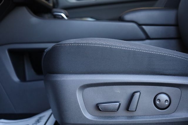 2025 Nissan Pathfinder SV 2WD - 22969306 - 16