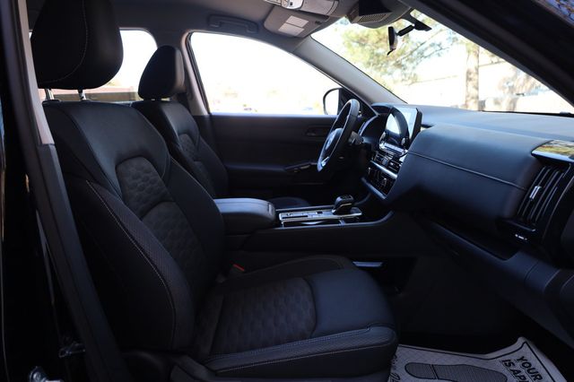 2025 Nissan Pathfinder SV 2WD - 22969306 - 26