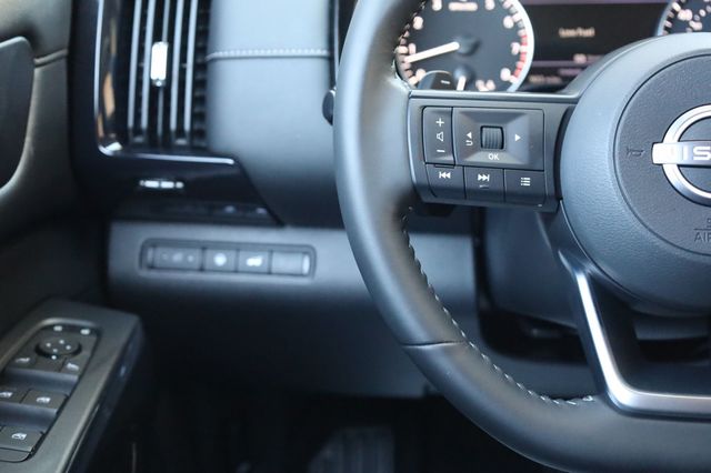 2025 Nissan Pathfinder SV 2WD - 22969306 - 31