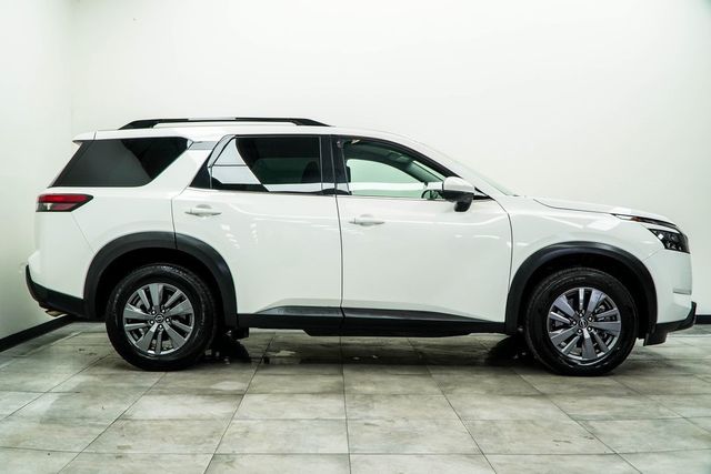 2025 Nissan Pathfinder SV 4WD - 22938710 - 9