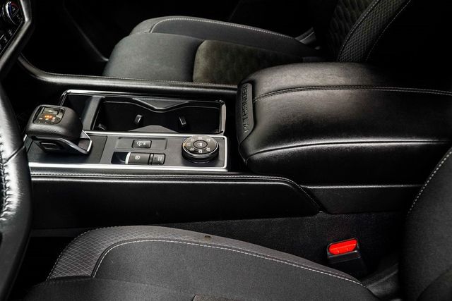 2025 Nissan Pathfinder SV 4WD - 22941594 - 16