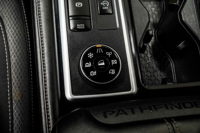 2025 Nissan Pathfinder SV 4WD - 22941594 - 17