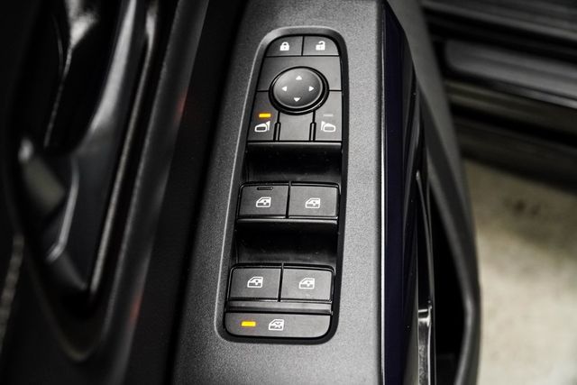 2025 Nissan Pathfinder SV 4WD - 22941594 - 32