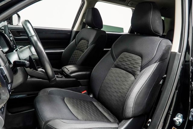 2025 Nissan Pathfinder SV 4WD - 22941594 - 33