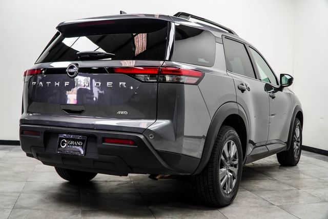2025 Nissan Pathfinder SV 4WD - 22961135 - 11