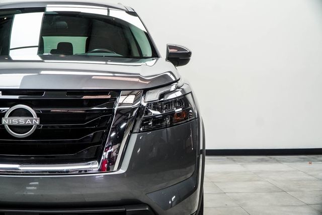 2025 Nissan Pathfinder SV 4WD - 22961135 - 3
