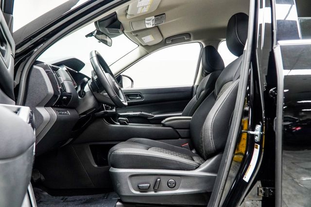 2025 Nissan Pathfinder SV 4WD - 22938655 - 33