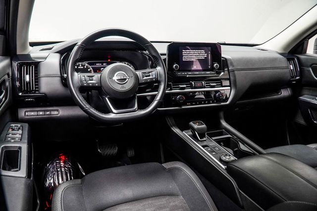 2025 Nissan Pathfinder SV 4WD - 22938655 - 4