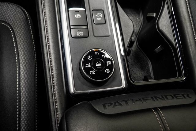 2025 Nissan Pathfinder SV 4WD - 22938661 - 17