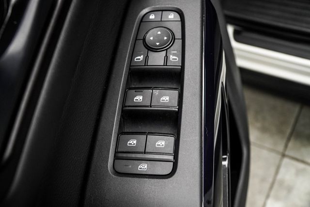 2025 Nissan Pathfinder SV 4WD - 22938661 - 32