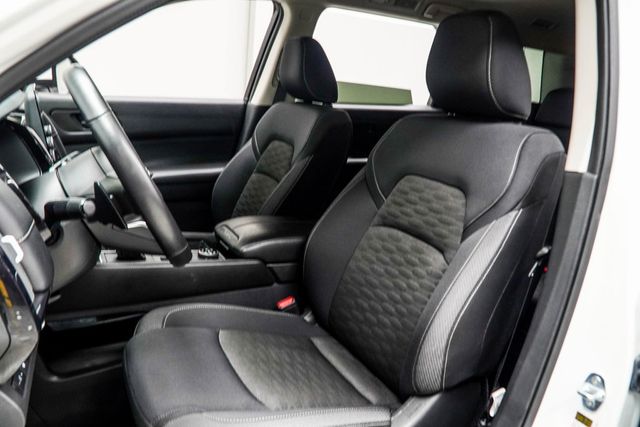 2025 Nissan Pathfinder SV 4WD - 22938661 - 33