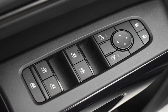 2025 Nissan Pathfinder SV 4WD - 22916647 - 10