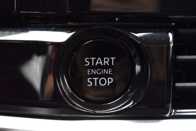 2025 Nissan Pathfinder SV 4WD - 22916647 - 16