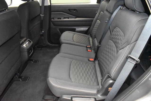 2025 Nissan Pathfinder SV 4WD - 22916647 - 34