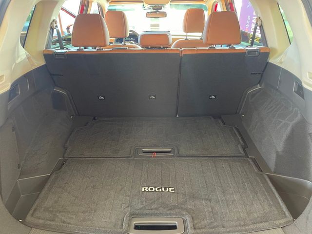 2025 Nissan Rogue AWD Platinum - 22970685 - 9
