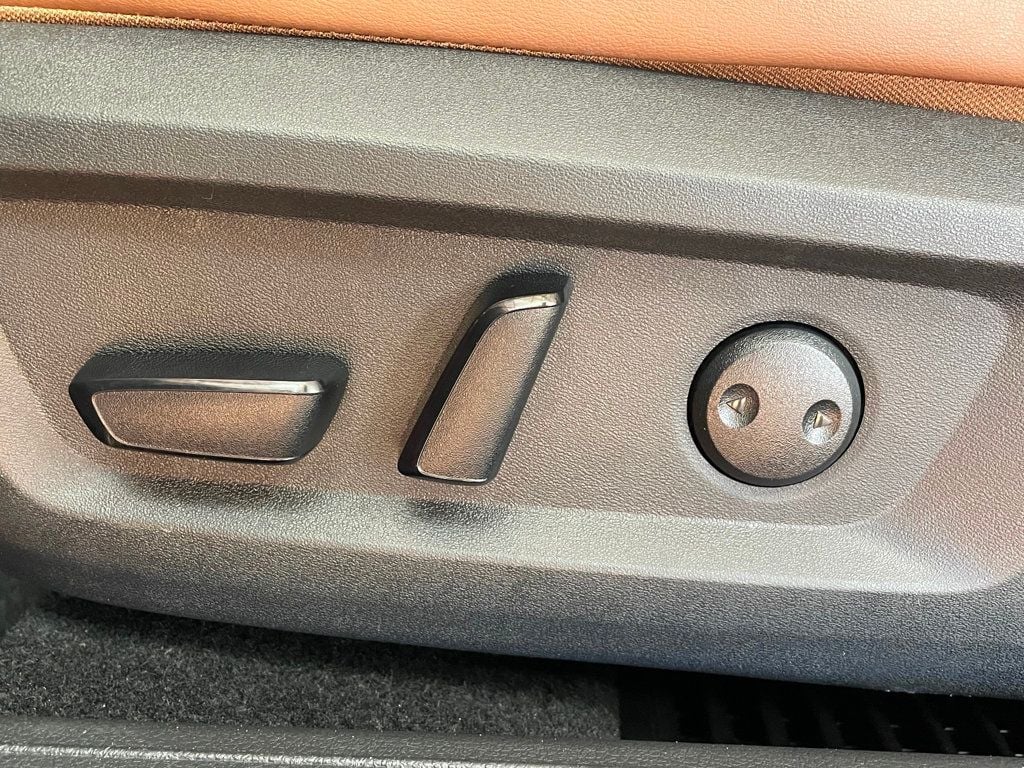 2025 Nissan Rogue AWD Platinum - 22970685 - 12