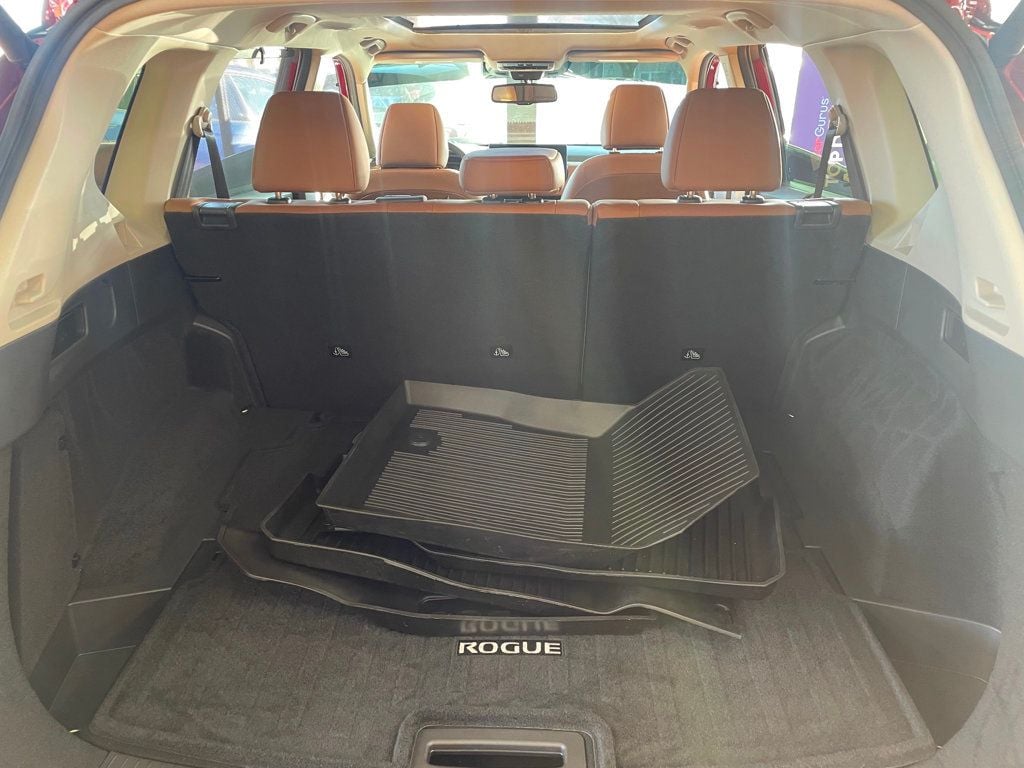 2025 Nissan Rogue AWD Platinum - 22970685 - 17