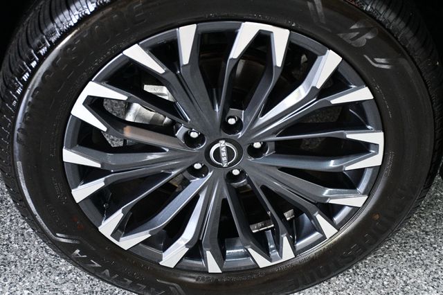 2025 Nissan Rogue AWD Platinum - 23042531 - 18