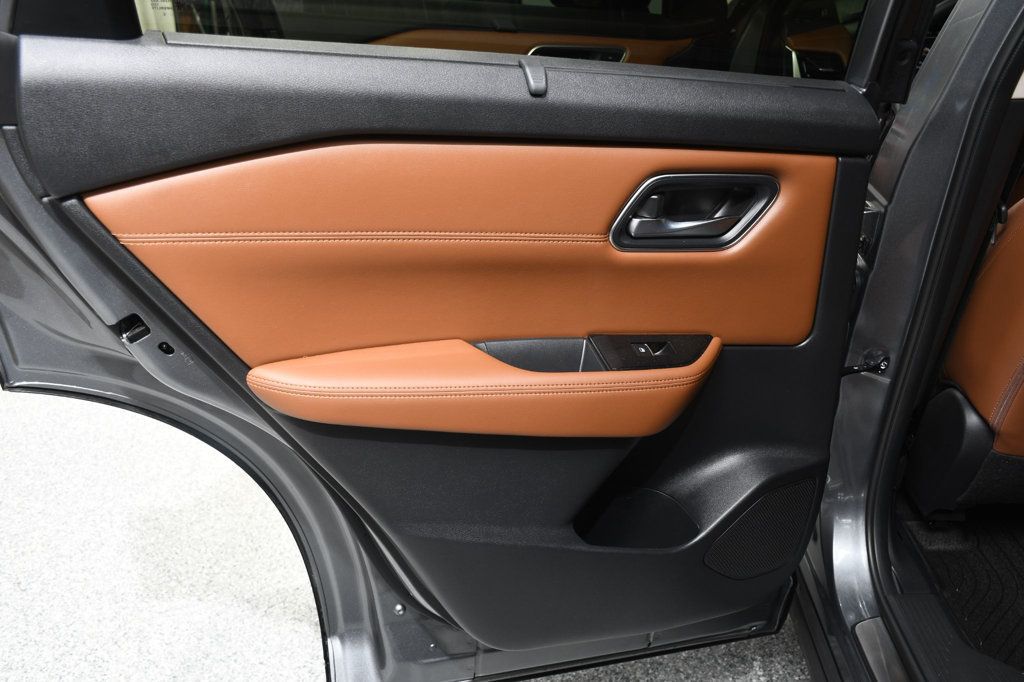 2025 Nissan Rogue AWD Platinum - 23042531 - 24
