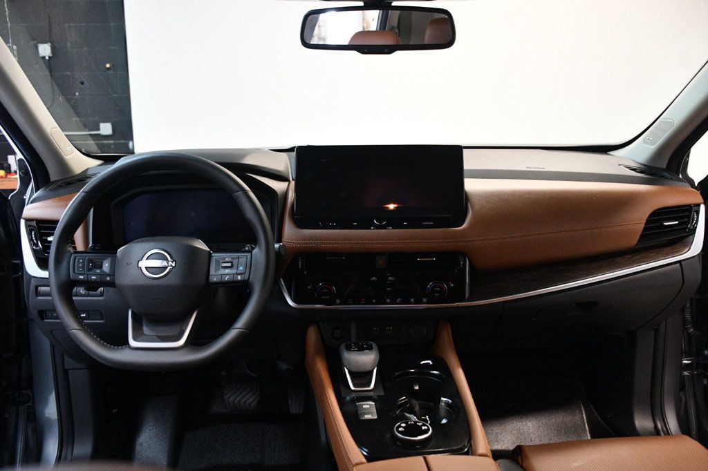 2025 Nissan Rogue AWD Platinum - 23042531 - 4