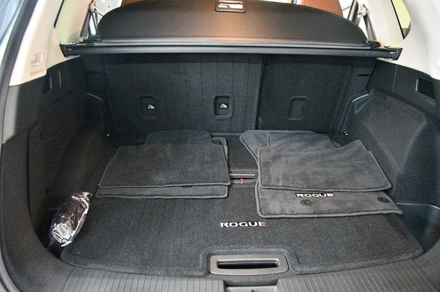 2025 Nissan Rogue AWD Platinum - 23042531 - 79