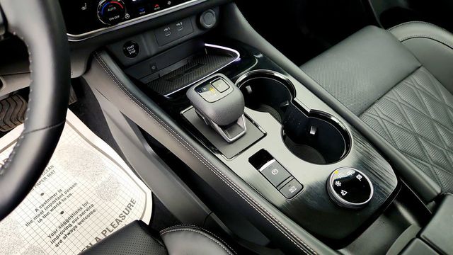 2025 Nissan Rogue AWD Platinum - 23062044 - 16