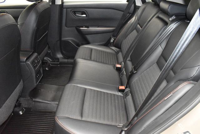 2025 Nissan Rogue AWD Rock Creek - 23013734 - 32