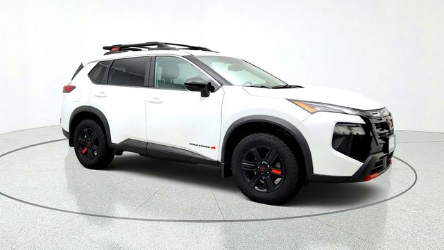 2025 Nissan Rogue AWD Rock Creek w/ Premium Pkg, Power Liftgate & Heated Wheel - 23095097 - 2