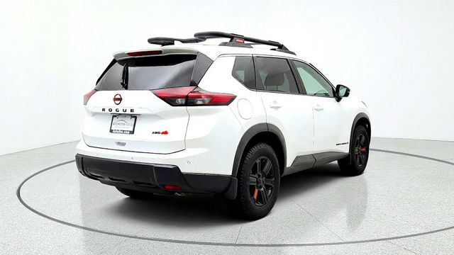 2025 Nissan Rogue AWD Rock Creek w/ Premium Pkg, Power Liftgate & Heated Wheel - 23095097 - 4
