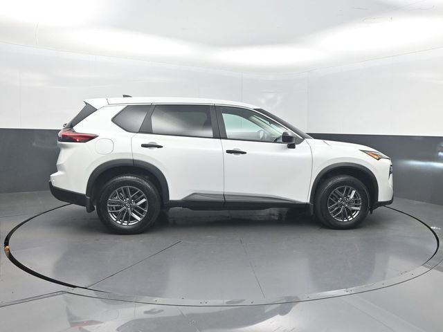 2025 Nissan Rogue AWD S - 23059752 - 29