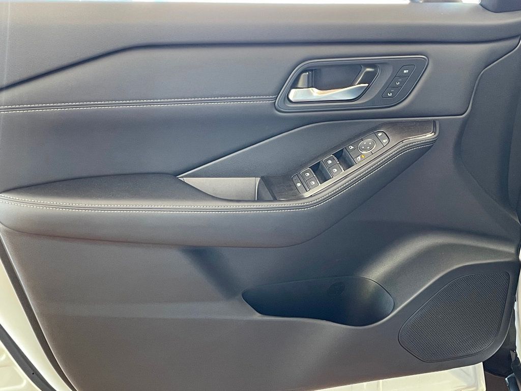 2025 Nissan Rogue AWD SL - 23028150 - 13