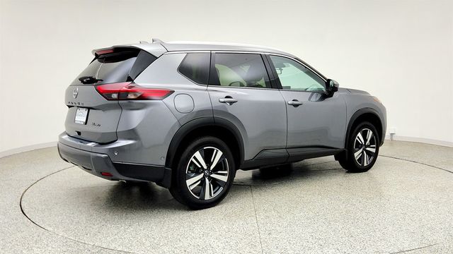 2025 Nissan Rogue AWD SL w/ Premium Pkg & Tech Package - 23034868 - 4