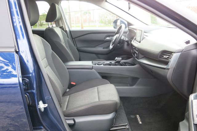 2025 Nissan Rogue AWD SV - 23021771 - 13