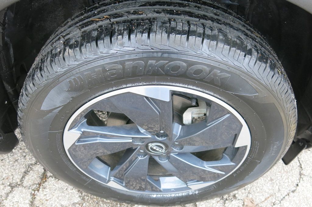 2025 Nissan Rogue AWD SV - 23021771 - 32
