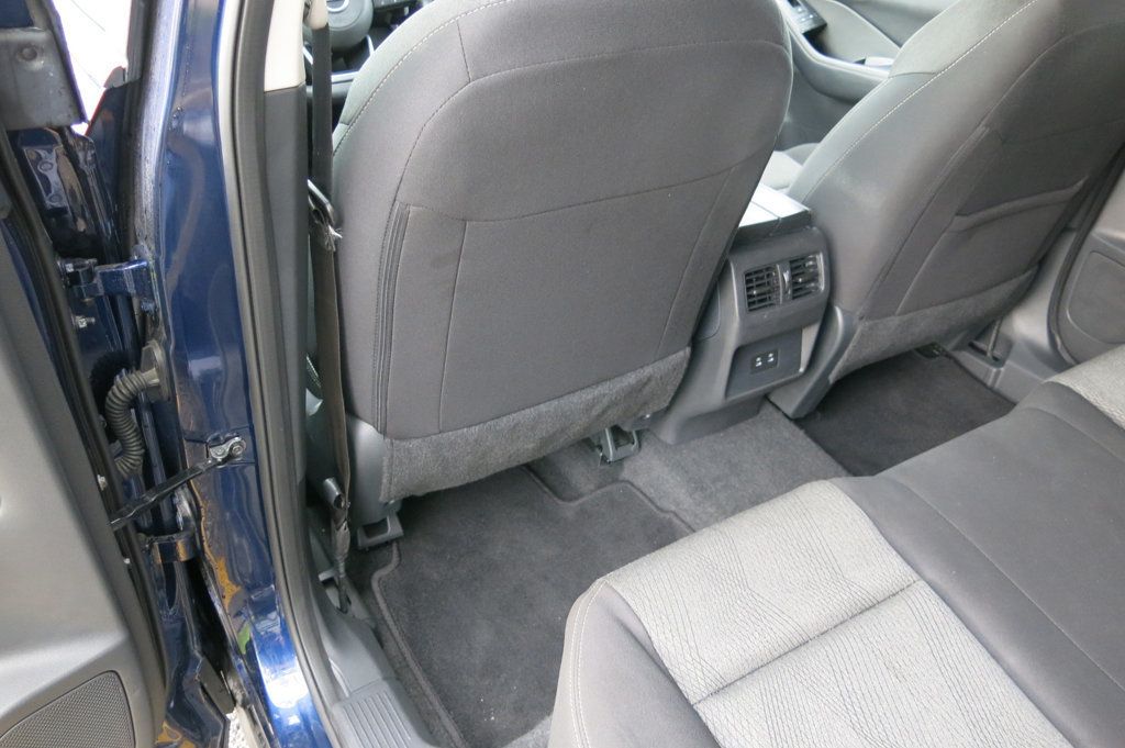 2025 Nissan Rogue AWD SV - 23021771 - 42