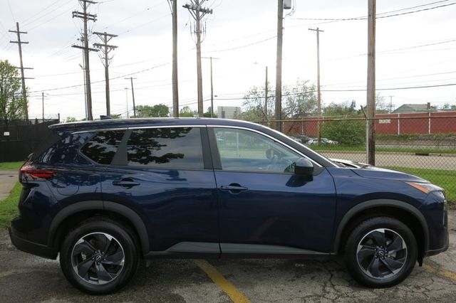 2025 Nissan Rogue AWD SV - 23021771 - 4