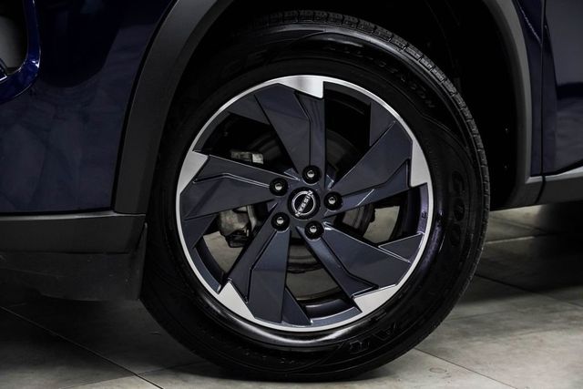 2025 Nissan Rogue AWD SV - 23071976 - 3