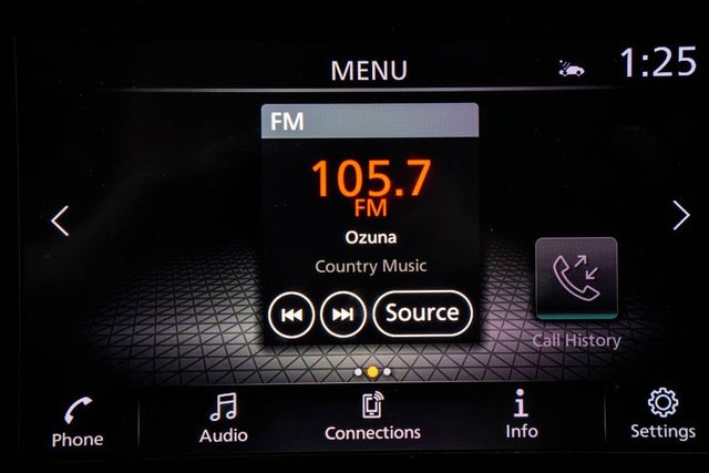 2025 Nissan Rogue AWD SV - 23072545 - 30