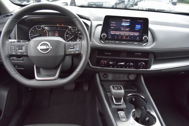 2025 Nissan Rogue AWD SV - 22901106 - 16