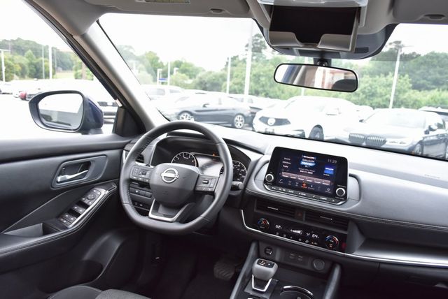 2025 Nissan Rogue AWD SV - 22901106 - 18