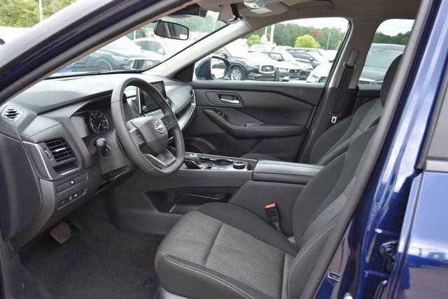 2025 Nissan Rogue AWD SV - 22901106 - 31