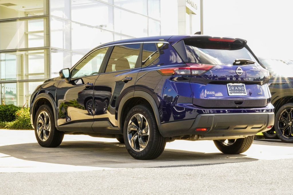 Nissan Rogue photo 11