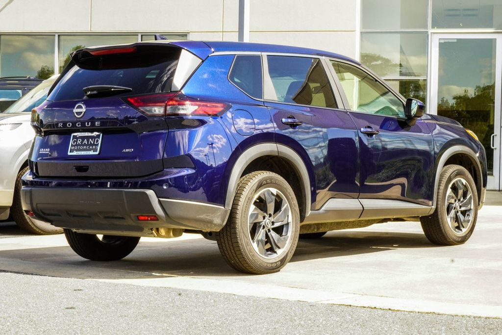 Nissan Rogue photo 13