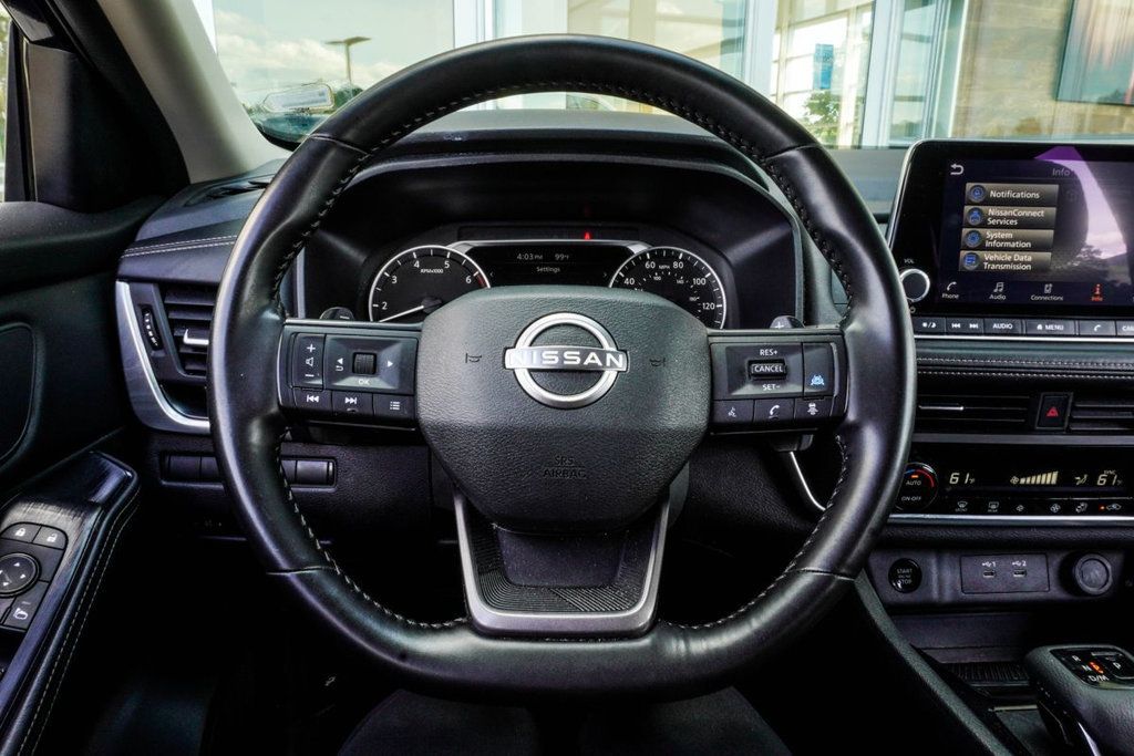 Nissan Rogue photo 15