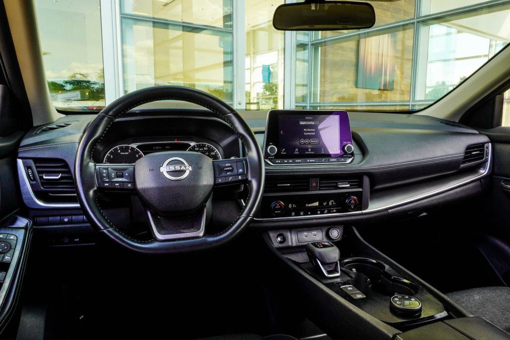 Nissan Rogue photo 17