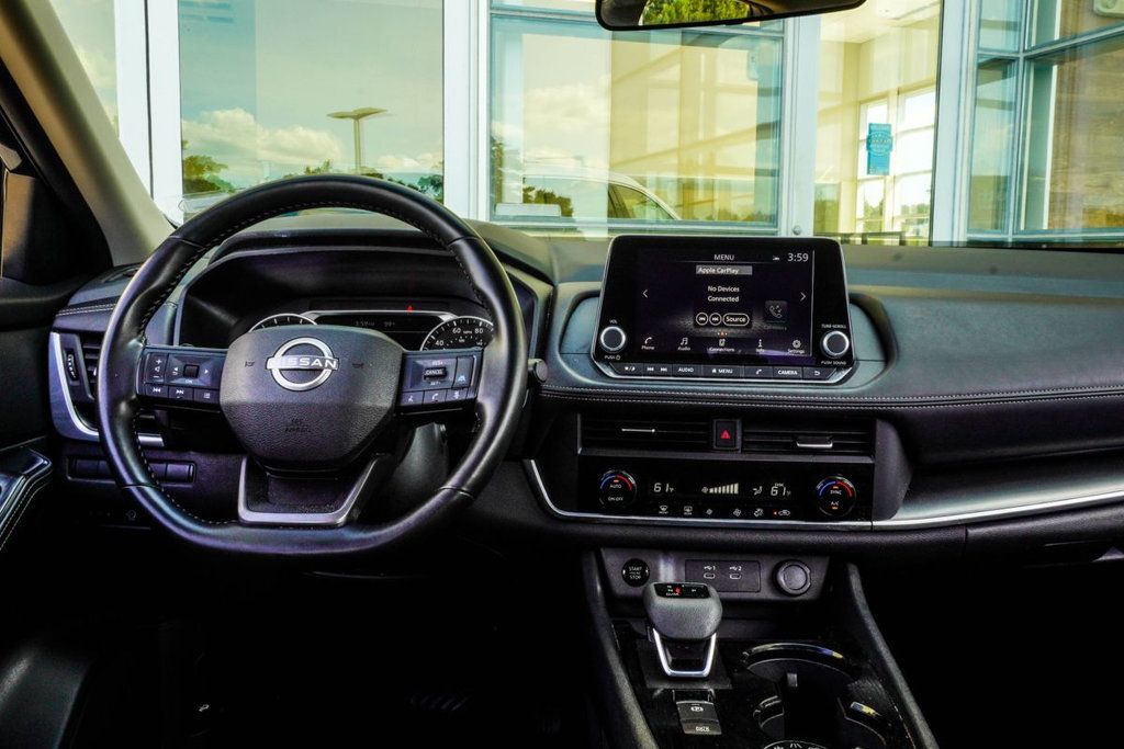 Nissan Rogue photo 18