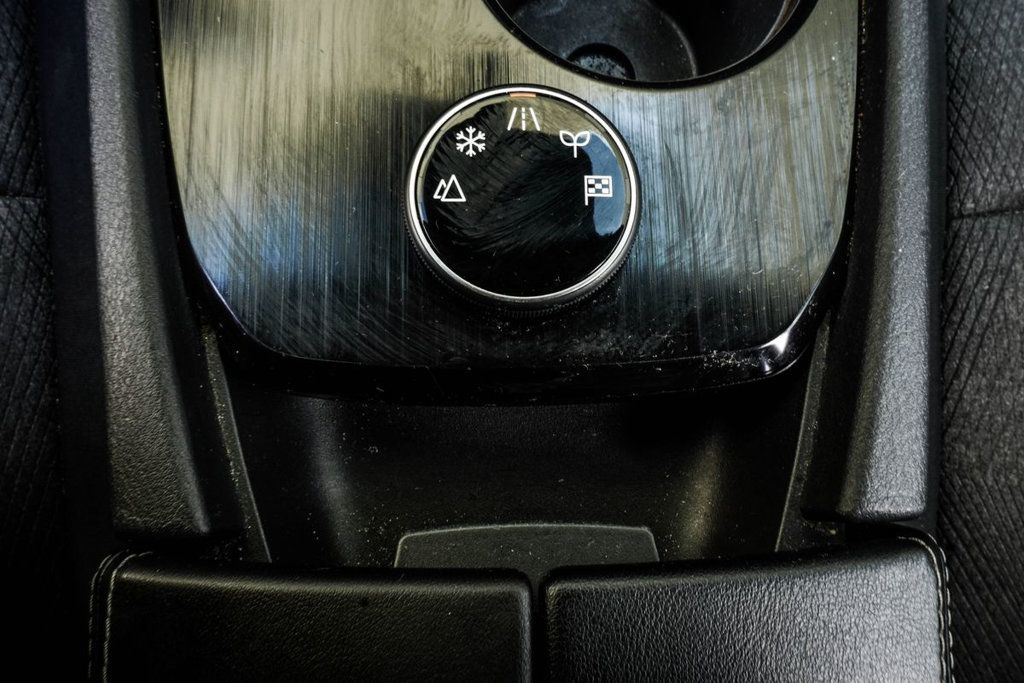 Nissan Rogue photo 23