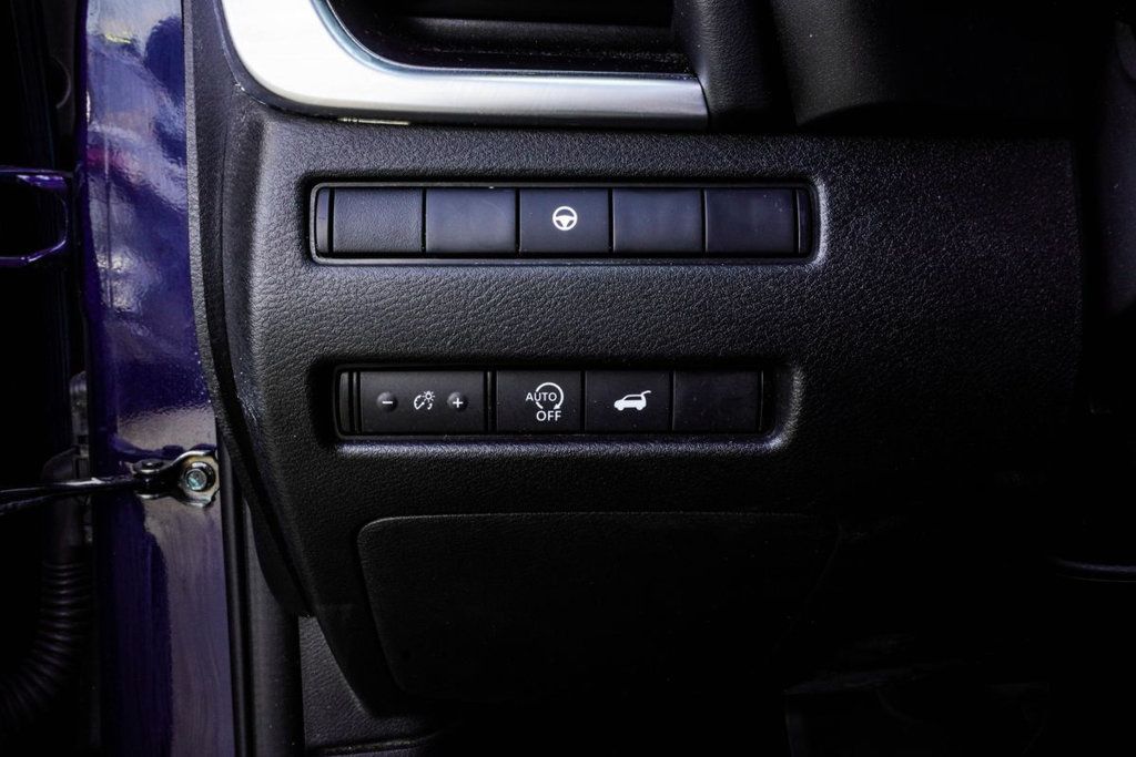 Nissan Rogue photo 32